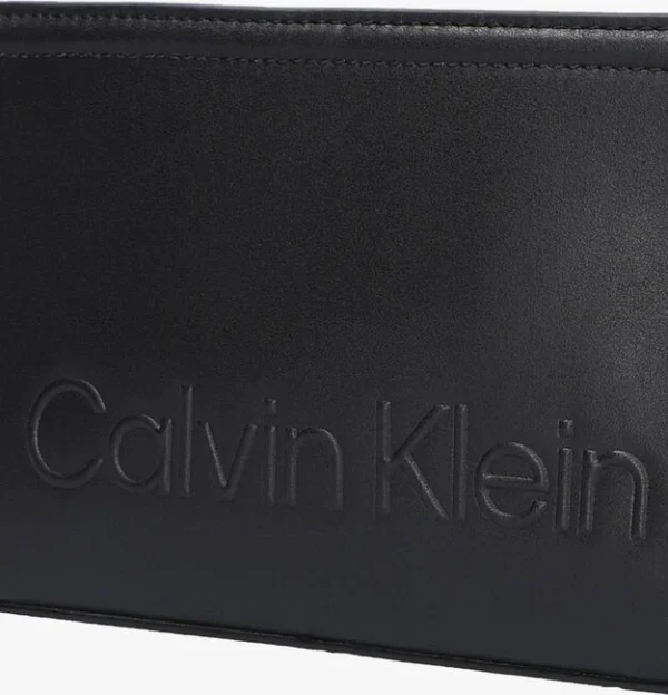 en ligne vente Calvin Klein Minimal Hardware Crossbody Sac Bandoulière En Noir 6