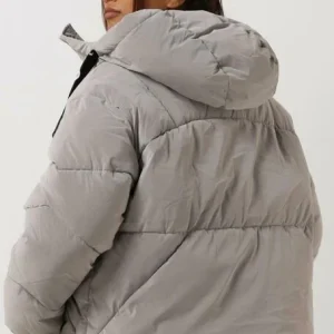 jusqu'à Calvin Klein Veste Matelassé Long Drawcords Soft Touch Puffer En Gris 9